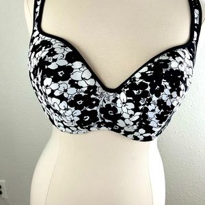 New no tags 42C Lane Bryant Cacique Lightly lined floral balconette bra